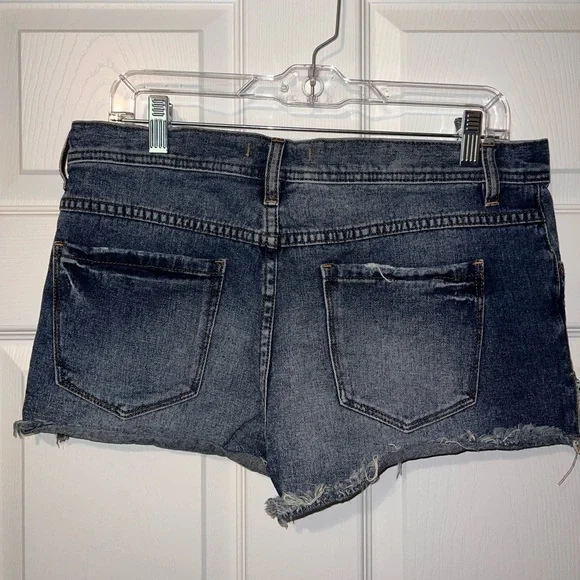 Free People shorts size 28 - Picture 4 of 5